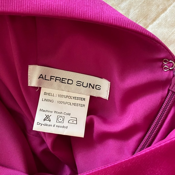 Alfred Sung Size 4 - Picture 3 of 3